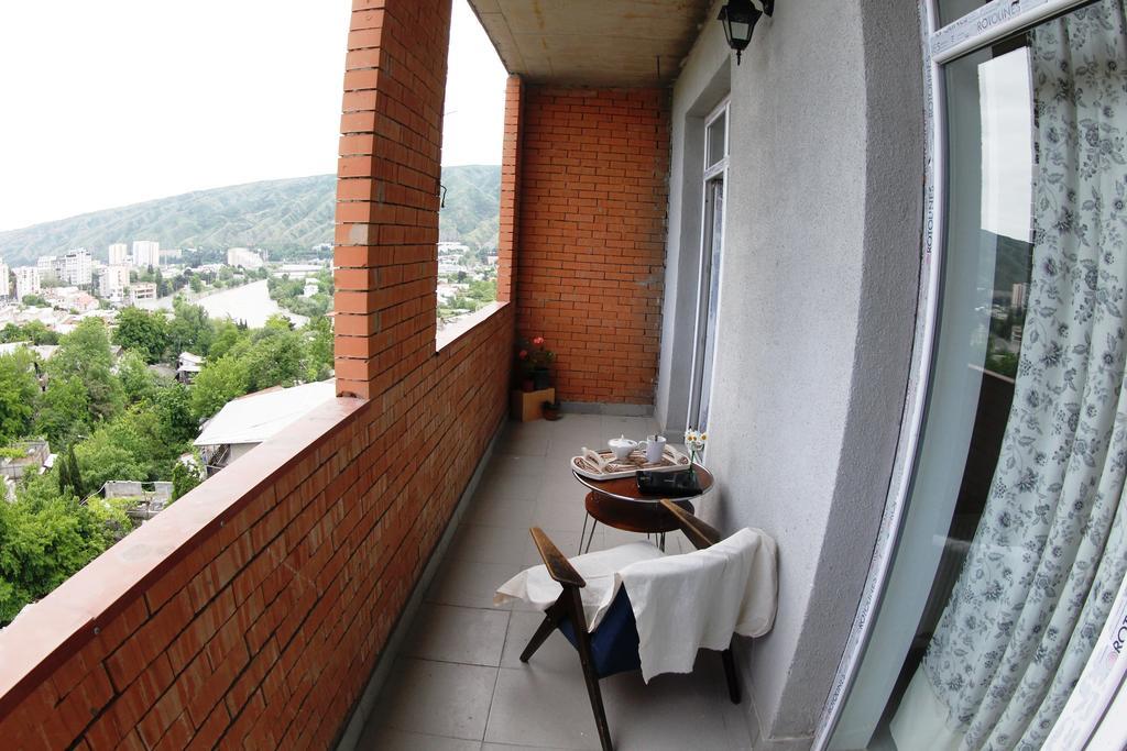 My House Is Your Hotel Tbilisi Rum bild